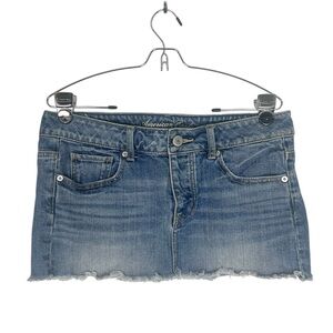American Eagle micro mini jean skirt size 6 frayed hem denim